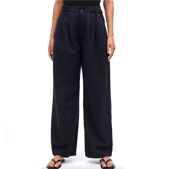 MADEWELL The Harlow Wide-Leg Jean: Airy Denim Edition - Picture 2 of 16